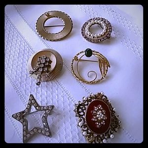 Package of 6 Brooches